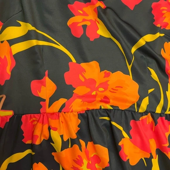 Gretchen Scott Women’s XL Floral Dress - Picture 5 of 5